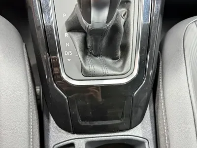 Volkswagen T-Roc 2022, 36000 км, за 16201.99 USD - фото 8