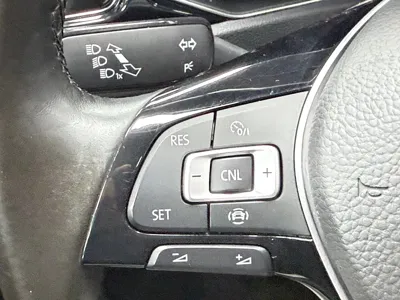 Volkswagen T-Roc 2022, 36000 км, за 16201.99 USD - фото 9