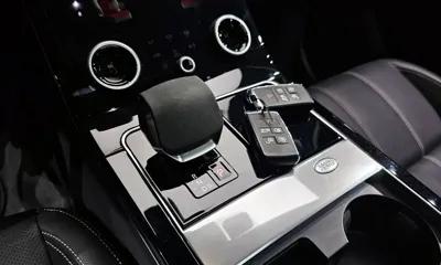 Land Rover Range Rover Velar 2023, 46776 км, за 33630.65 USD - фото 9