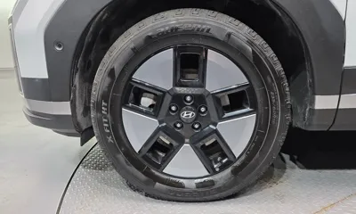Hyundai Santafe 2024, 61109 км, за 23785.92 USD