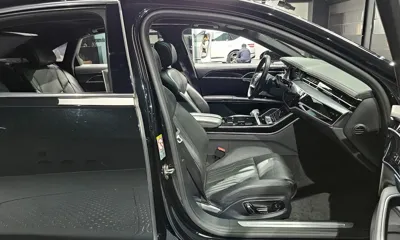 Audi A8 2020, 90468 км, за 34105.93 USD - фото 10