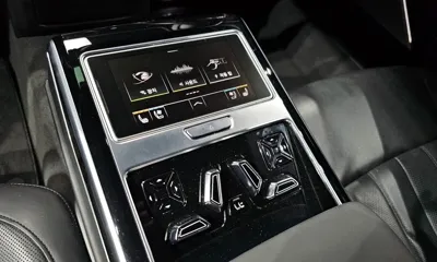 Audi A8 2020, 90468 км, за 34105.93 USD - фото 18