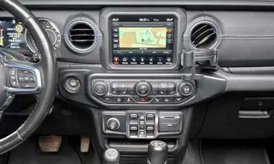 Jeep Wrangler 2021, 102691 км, за 21847.66 USD - фото 14
