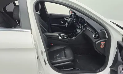 Mercedes-Benz C-Class 2019, 85438 км, за 14535.84 USD - фото 11