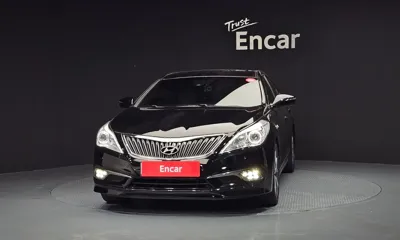 Hyundai Grandeur 2017, 170410 км, за 5244.85 USD
