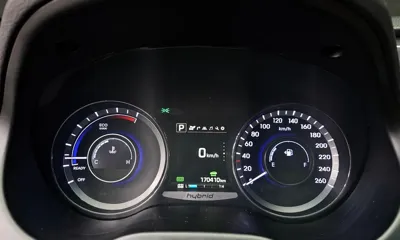 Hyundai Grandeur 2017, 170410 км, за 5244.85 USD - фото 8