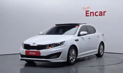 Kia K5 · 2013 год