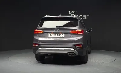 Hyundai Santafe 2019, 89269 км, за 10901.88 USD