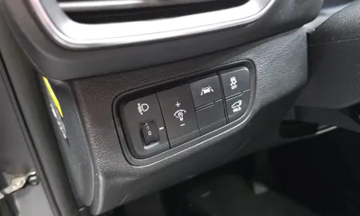 Hyundai Santafe 2019, 89269 км, за 10831.04 USD - фото 17