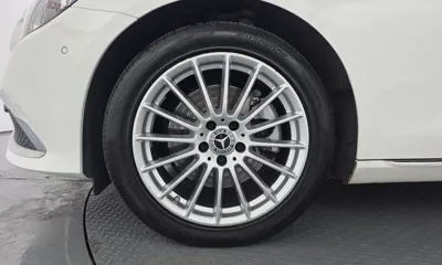 Mercedes-Benz E-Class 2022, 89577 км, за 23272.44 USD
