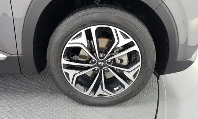 Hyundai Santafe 2020, 126073 км, за 11415.26 USD