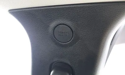 Jeep Renegade 2017, 63271 км, за 7351.98 USD - фото 29