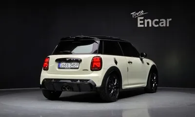 MINI Cooper 2022, 56749 км, за 14205.48 USD