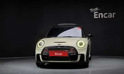 MINI Cooper 2022, 56749 км, за 14205.48 USD