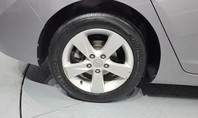 Hyundai Avante 2012, 40613 км, за 3282.13 USD
