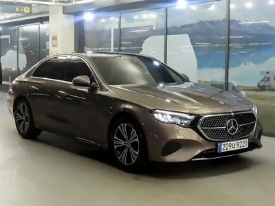 Mercedes-Benz E-Class · 2025 год