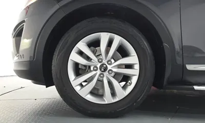 Kia Sorento 2015, 128080 км, за 8461.14 USD