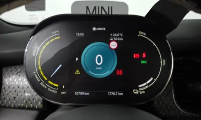 MINI Cooper 2023, 10799 км, за 18786.97 USD - фото 8