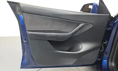 Tesla Model Y 2022, 44681 км, за 27627.89 USD - фото 24