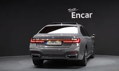 BMW 7-Series 2021, 122234 км, за 35695.33 USD