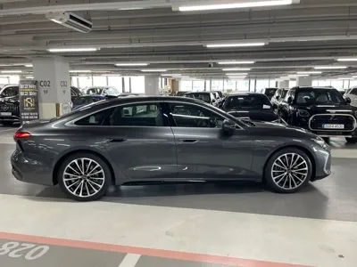 Audi A6 2026, 12 км, за 61237.82 USD