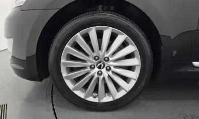 Hyundai Equus 2014, 150916 км, за 6180.07 USD