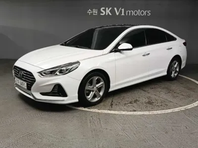 Hyundai Sonata 2018, 133646 км, за 7614.55 USD
