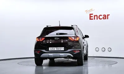 Kia Stonic 2018, 55279 км, за 7739.27 USD