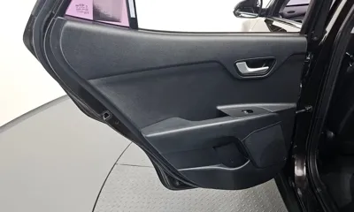 Kia Stonic 2018, 55279 км, за 7739.27 USD - фото 25