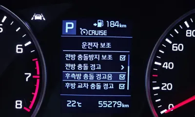 Kia Stonic 2018, 55279 км, за 7739.27 USD - фото 33
