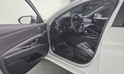 Hyundai Avante 2024, 60672 км, за 17847.71 USD - фото 10