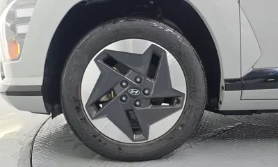 Hyundai Kona 2023, 64911 км, за 16404.1 USD