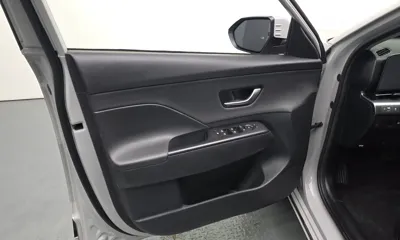 Hyundai Kona 2023, 64911 км, за 16272.7 USD - фото 24