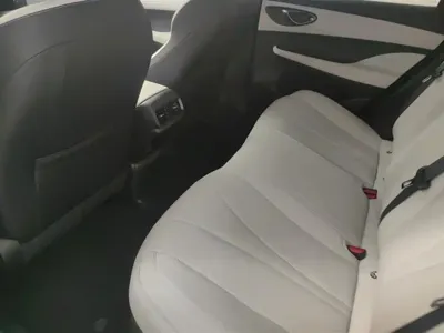BYD Seal 05 DM-i 2025, 5100 км, за 9269.98 USD - фото 11