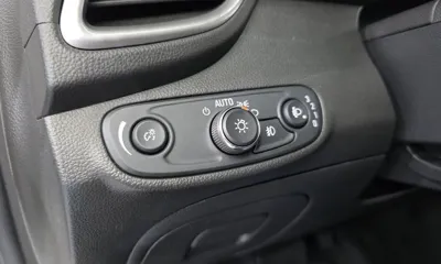 ChevroletGMDaewoo Trax 2018, 102838 км, за 4916.63 USD - фото 14