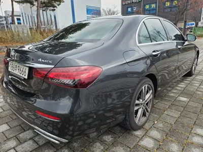 Mercedes-Benz E-Class 2022, 52462 км, за 23377.46 USD