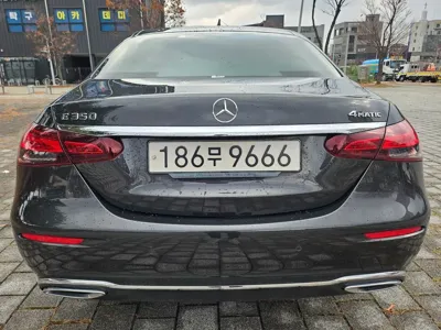 Mercedes-Benz E-Class 2022, 52462 км, за 23377.46 USD - фото 6