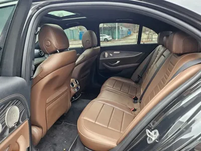Mercedes-Benz E-Class 2022, 52462 км, за 23377.46 USD - фото 9