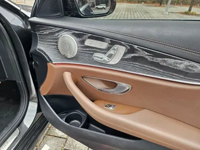Mercedes-Benz E-Class 2022, 52462 км, за 23377.46 USD - фото 14