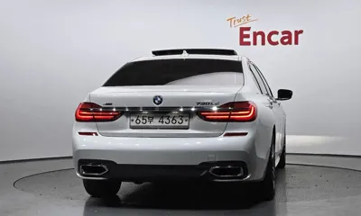 BMW 7-Series 2017, 121956 км, за 21704.82 USD