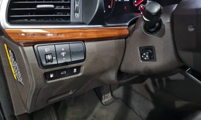 Kia K7 2016, 167408 км, за 5814.34 USD - фото 14
