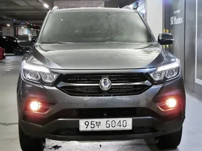 KG_Mobility_Ssangyong Rexton 2018, 111995 км, за 8196.73 USD
