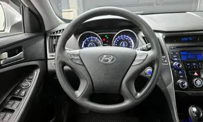 Hyundai Sonata 2014, 25514 км, за 3633.96 USD - фото 13