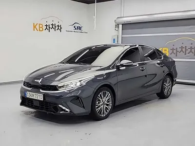 Kia K3 · 2022 год
