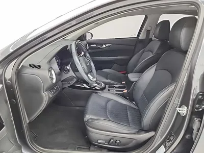 Kia K3 2022, 47246 км, за 12899.03 USD - фото 11