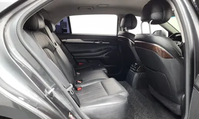 Genesis EQ900
