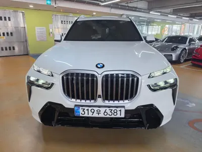 BMW X7 2026, 17000 км, за 92309.66 USD