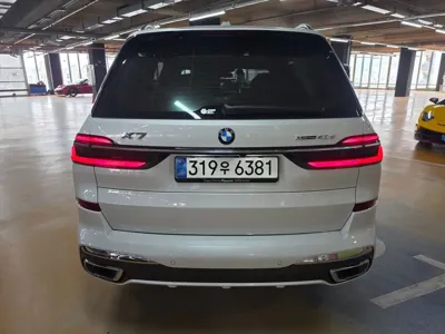 BMW X7 2026, 17000 км, за 92309.66 USD