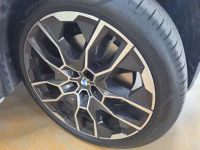 BMW X7 2026, 17000 км, за 92309.66 USD