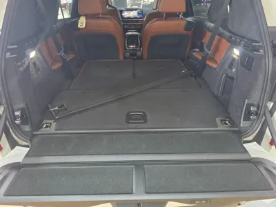 BMW X7 2026, 17000 км, за 92309.66 USD - фото 20